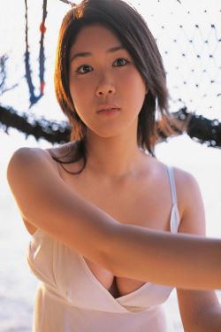 水川菜菜子